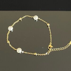 18K GOLD PLATED OVER 925 Sterling Silver Stamped pearl bracelet.